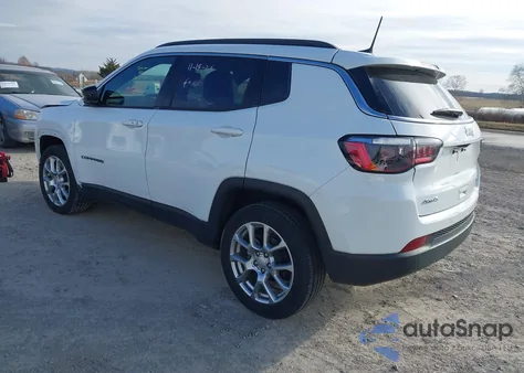 2024 Jeep Compass Latitude Lux Fwd z USA, uszkodzony, nr VIN 3C4NJDFN4RT112765